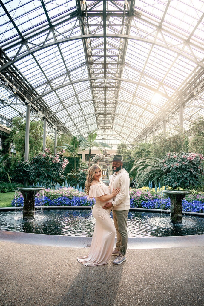 outdoor maternity session