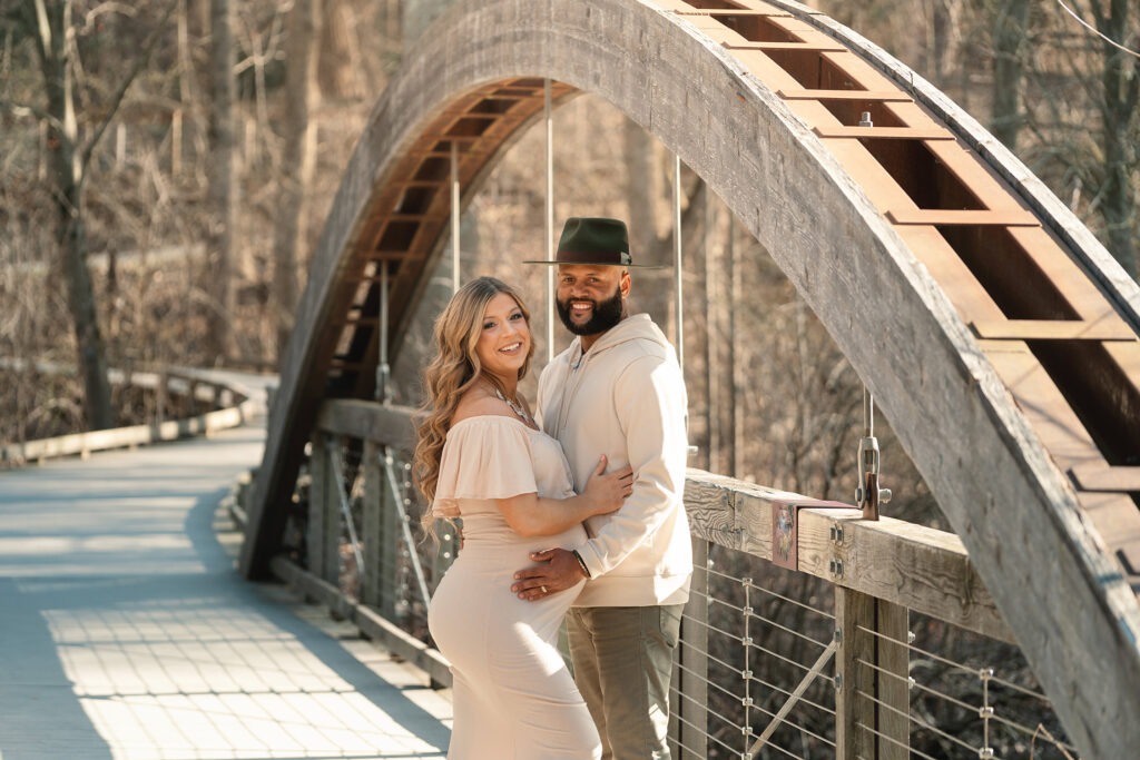 outdoor maternity session